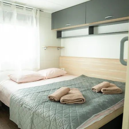 House No 4 * Pakoštane